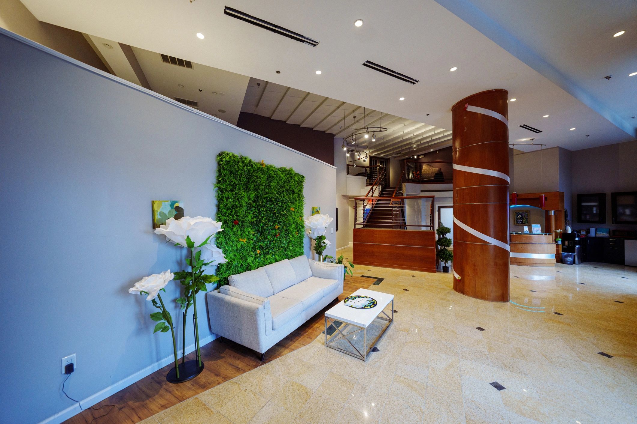 Modern, welcoming retail lounge area